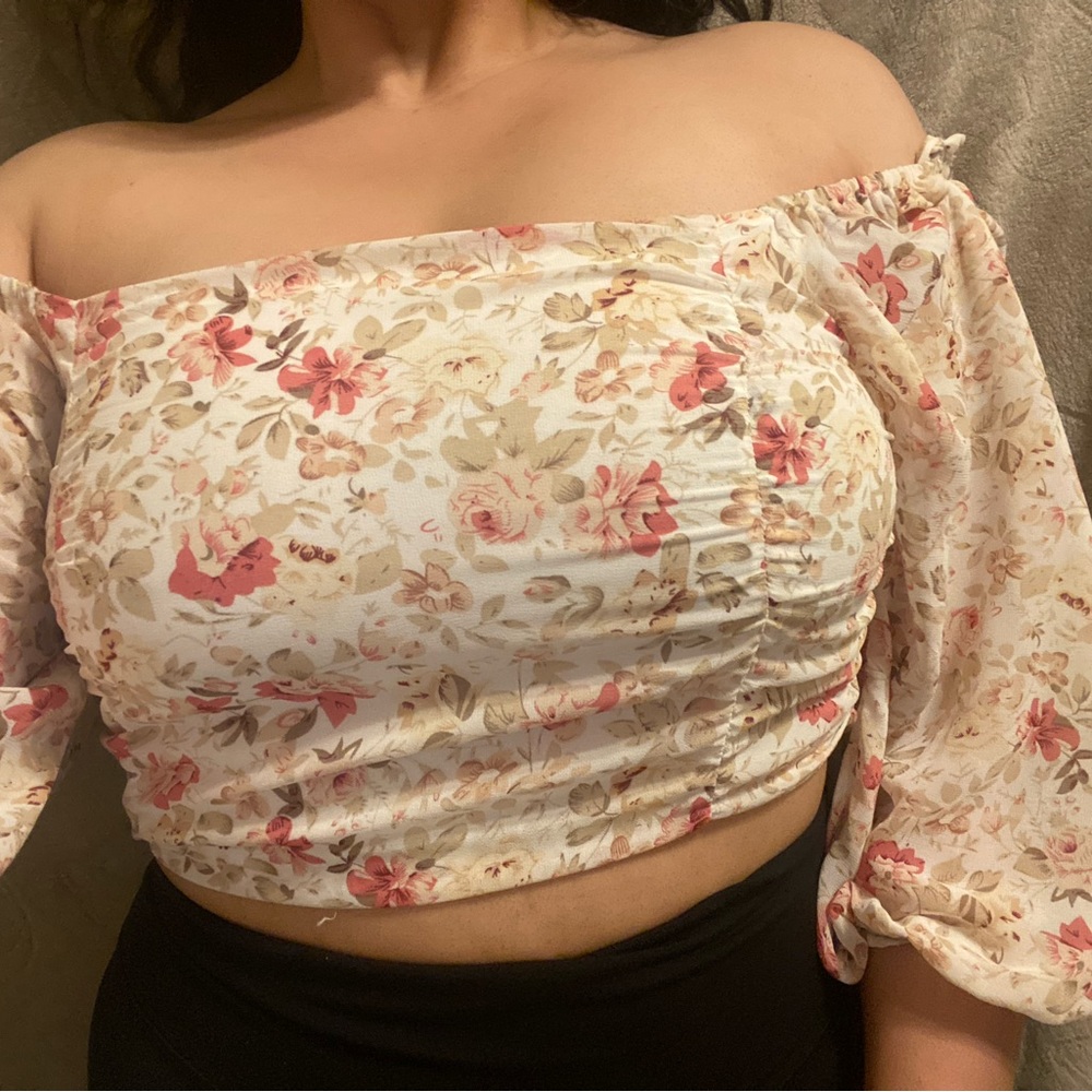 Blouse - Picture 3 of 3